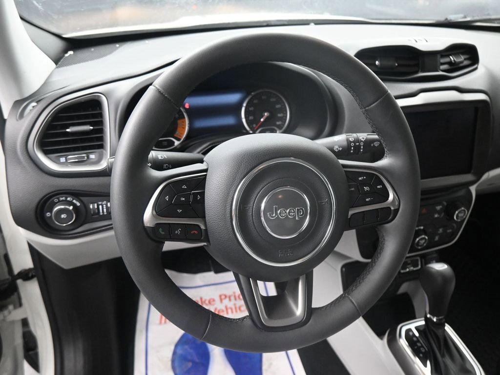 Used 2022 Jeep Renegade Latitude image 20