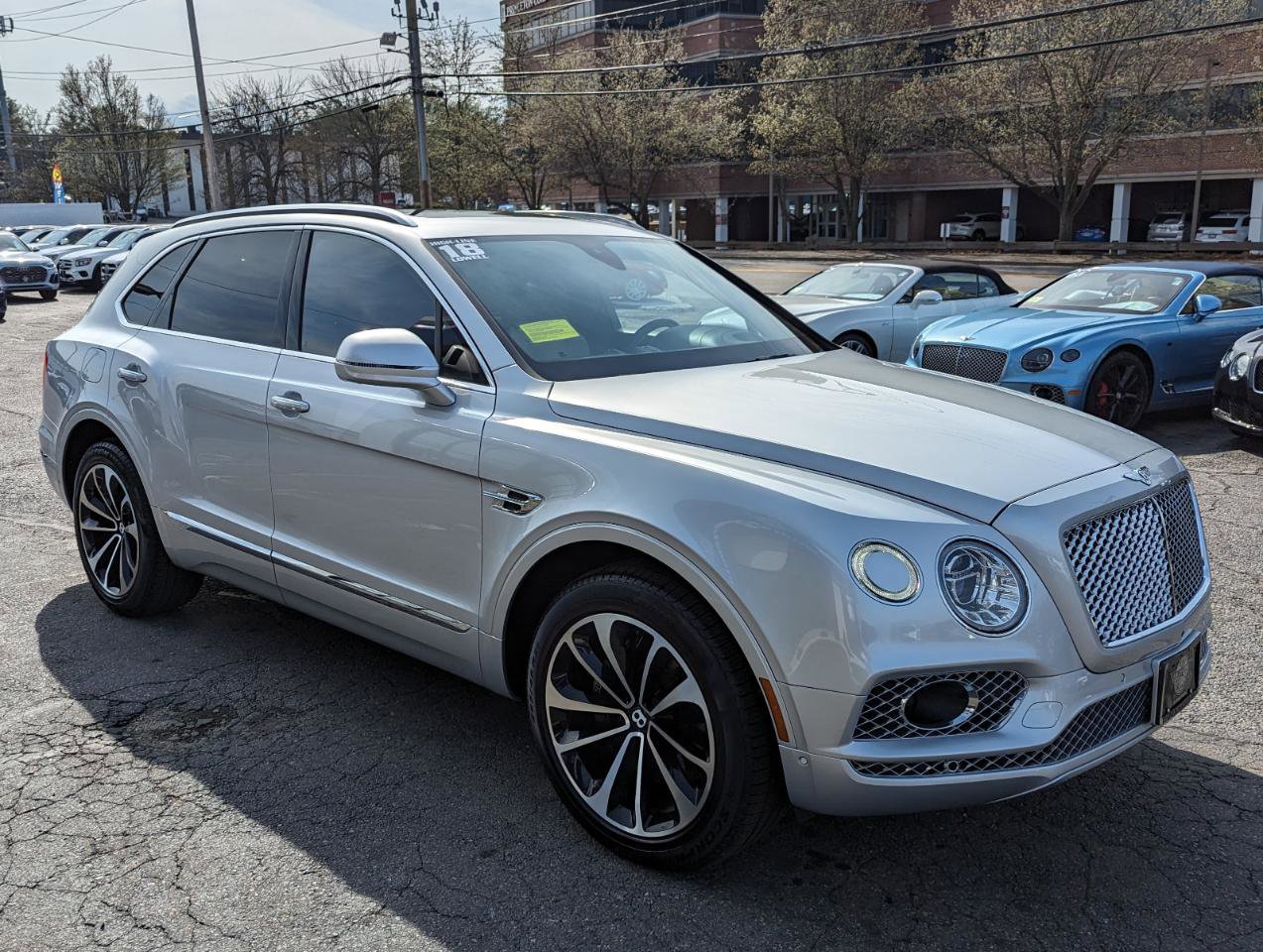 Used 2018 Bentley Bentayga Onyx Edition AWD/4WD image 5