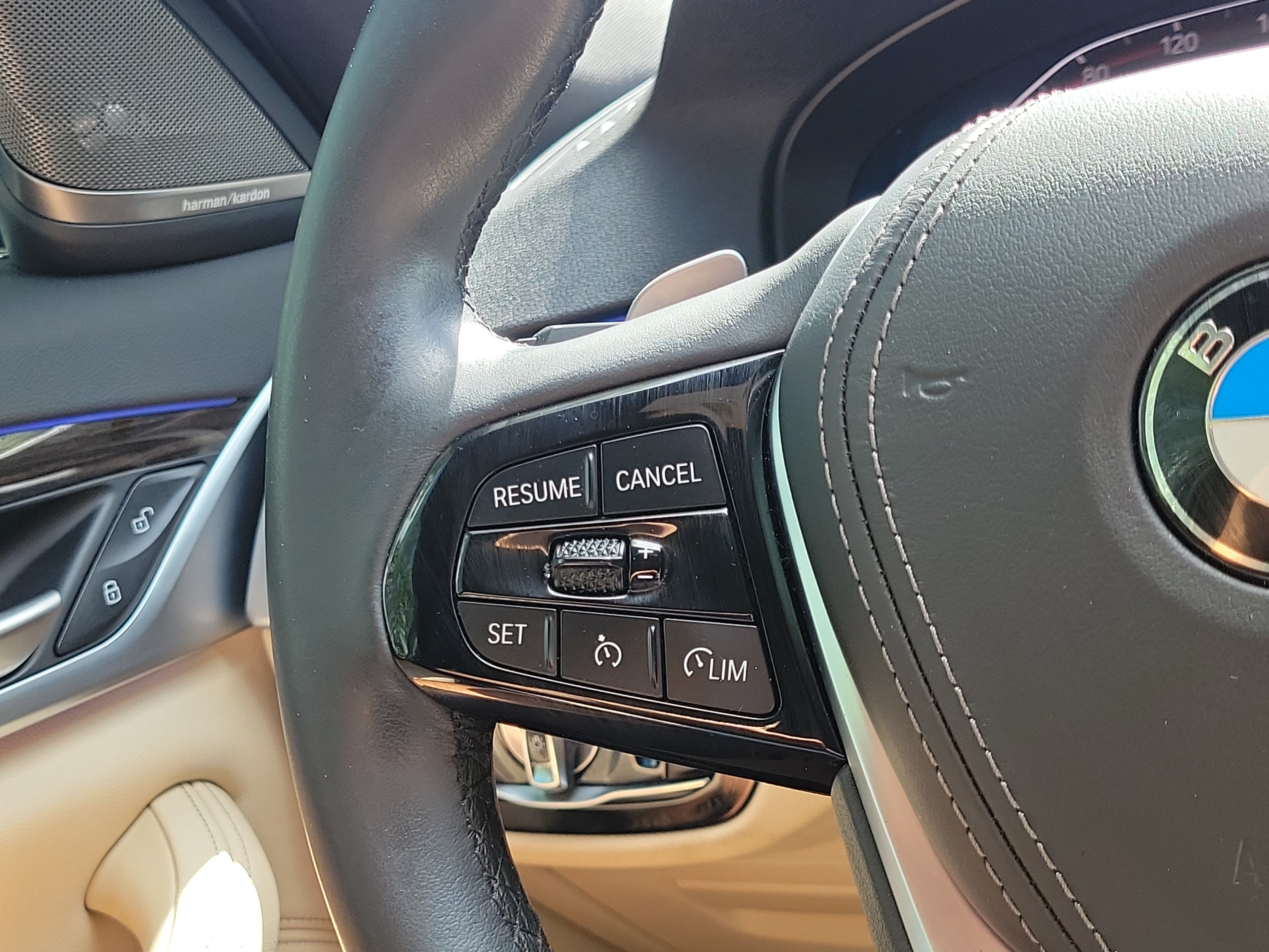 Used 2021 BMW 530i w/ Premium Package RWD image 21