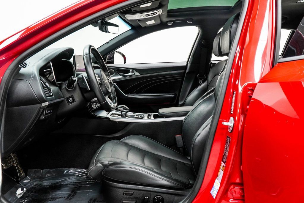 Used 2023 Kia Stinger GT2 image 41