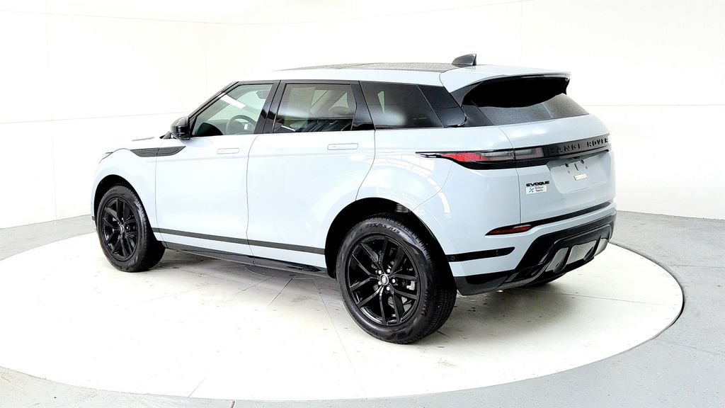 Used 2024 Land Rover Range Rover Evoque Dynamic SE AWD/4WD image 4