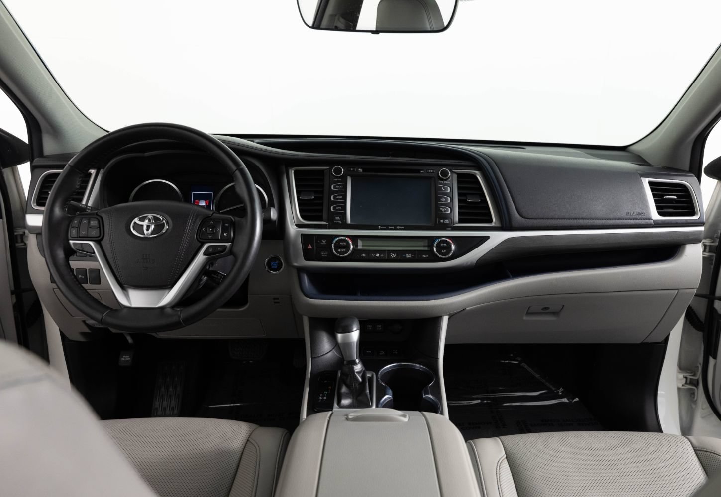 Used 2019 Toyota Highlander Limited Platinum AWD/4WD image 40