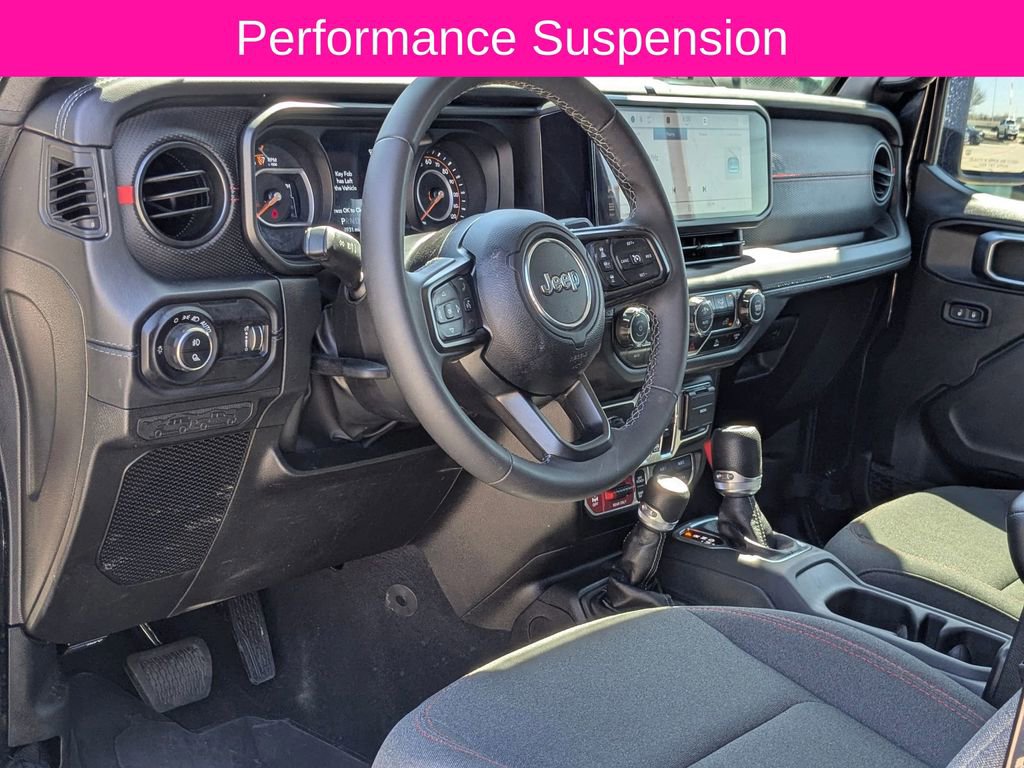 Used 2025 Jeep Gladiator Rubicon AWD/4WD image 11