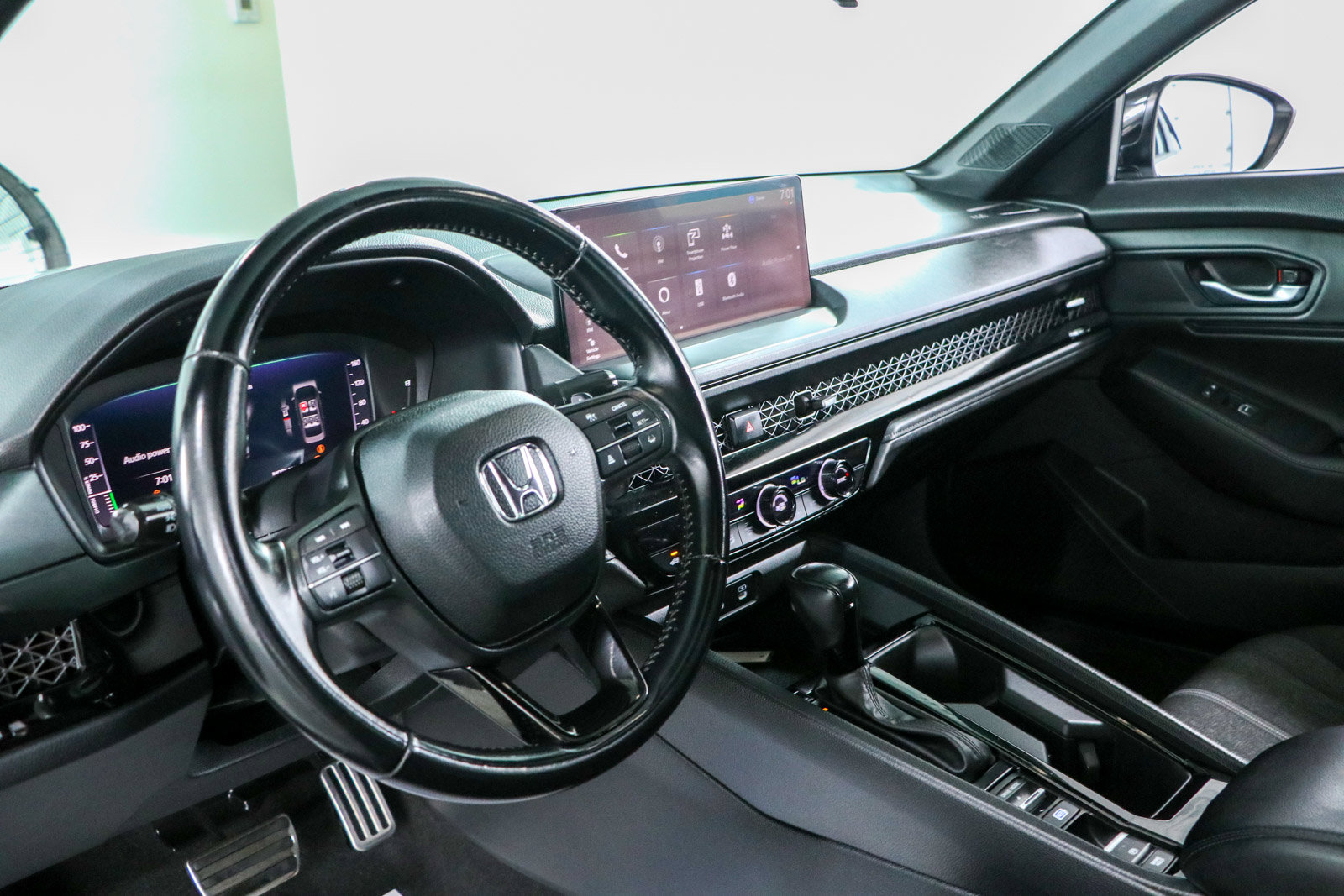 Used 2023 Honda Accord Sport image 23