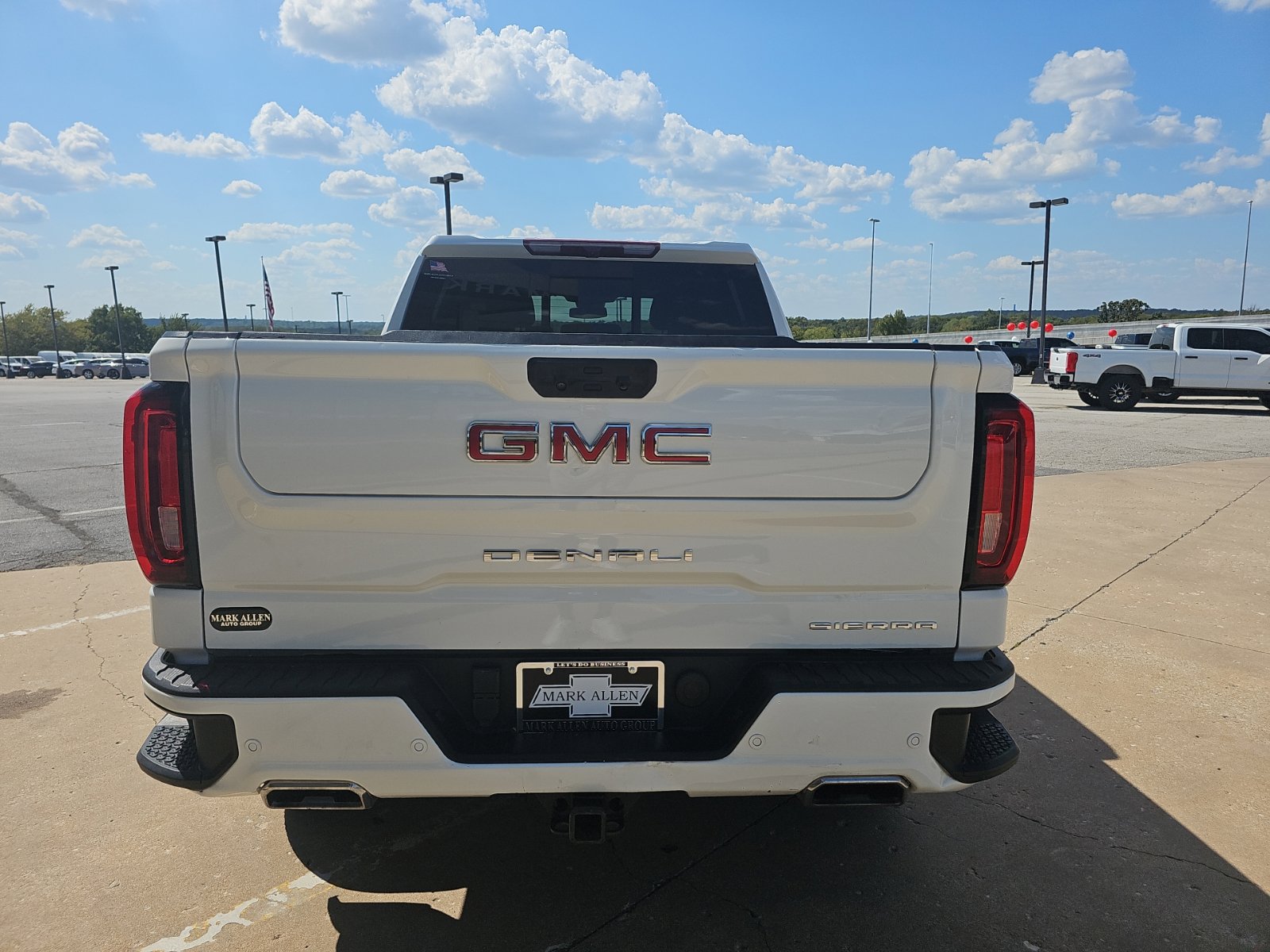 Used 2023 GMC Sierra 1500 Denali AWD/4WD image 5