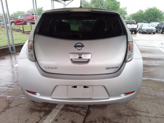 Used 2017 Nissan Leaf S image 6