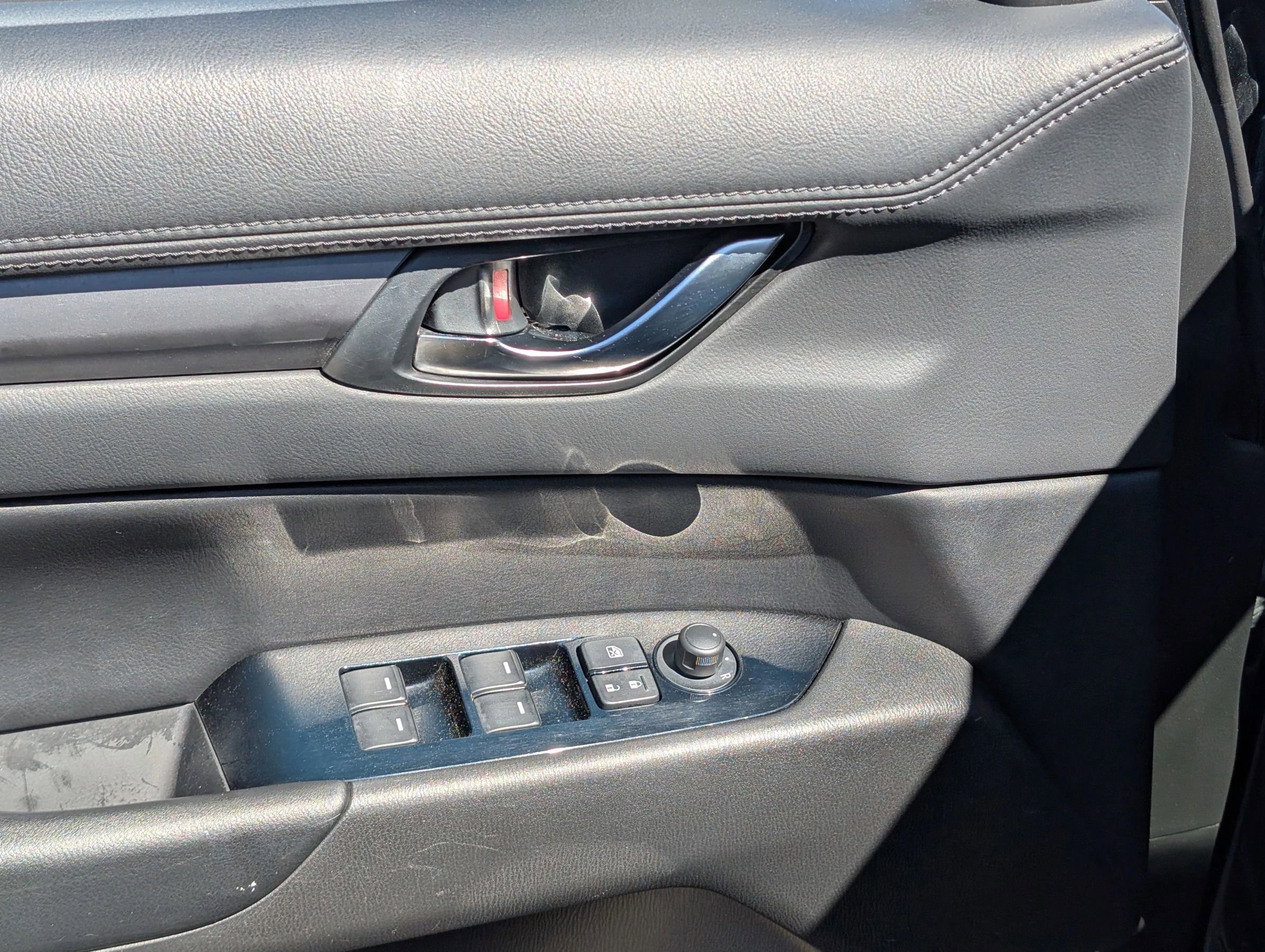 Used 2018 MAZDA CX-5 Touring w/ Preferred Equipment Package image 5