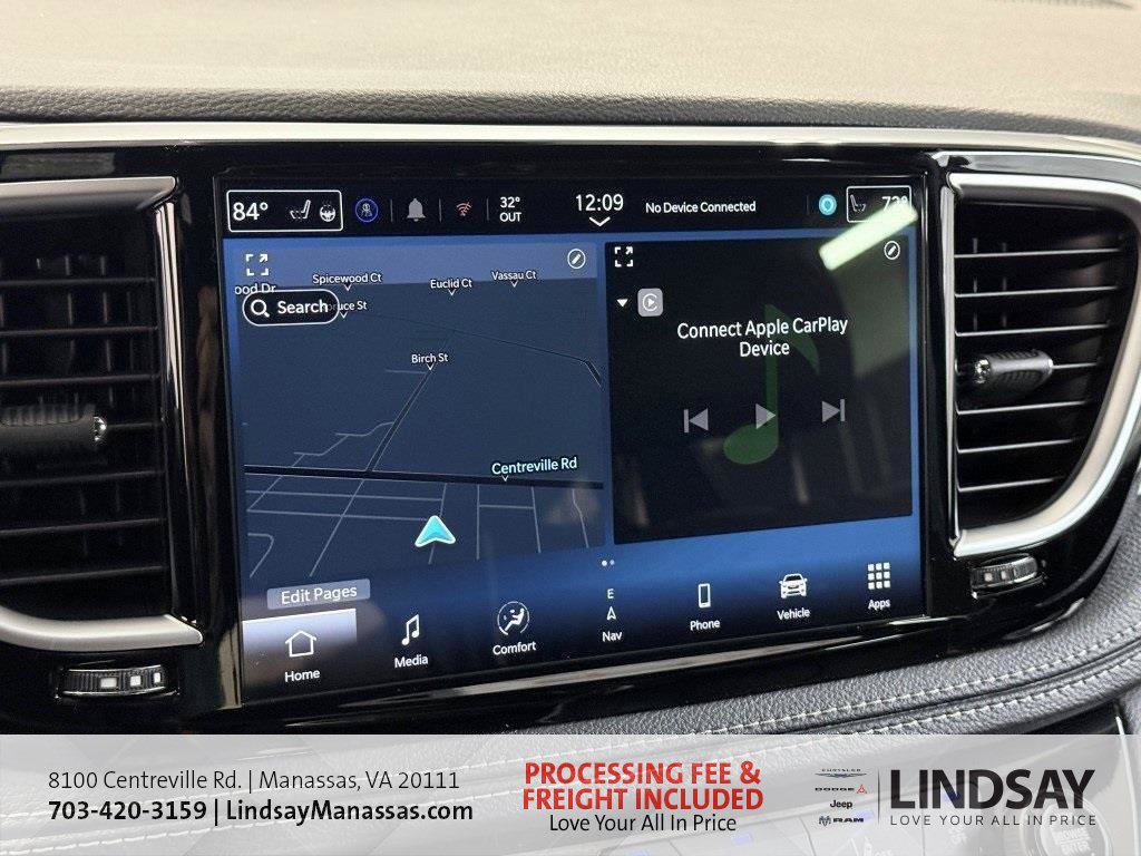 New 2026 Chrysler Pacifica Limited w/ S Appearance Package AWD/4WD image 26