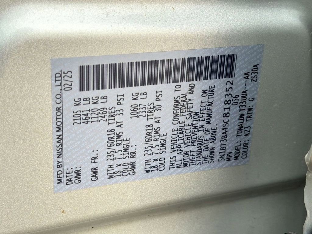 Used 2025 Nissan Rogue SV image 31