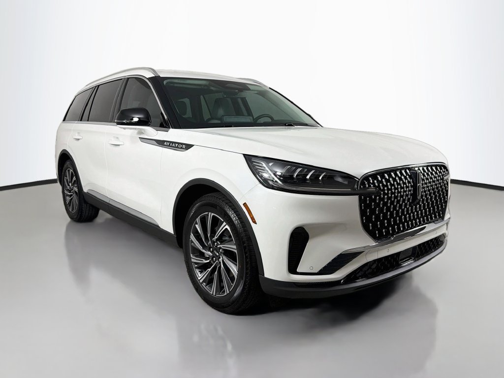 New 2027 Lincoln Aviator 2WD image 3
