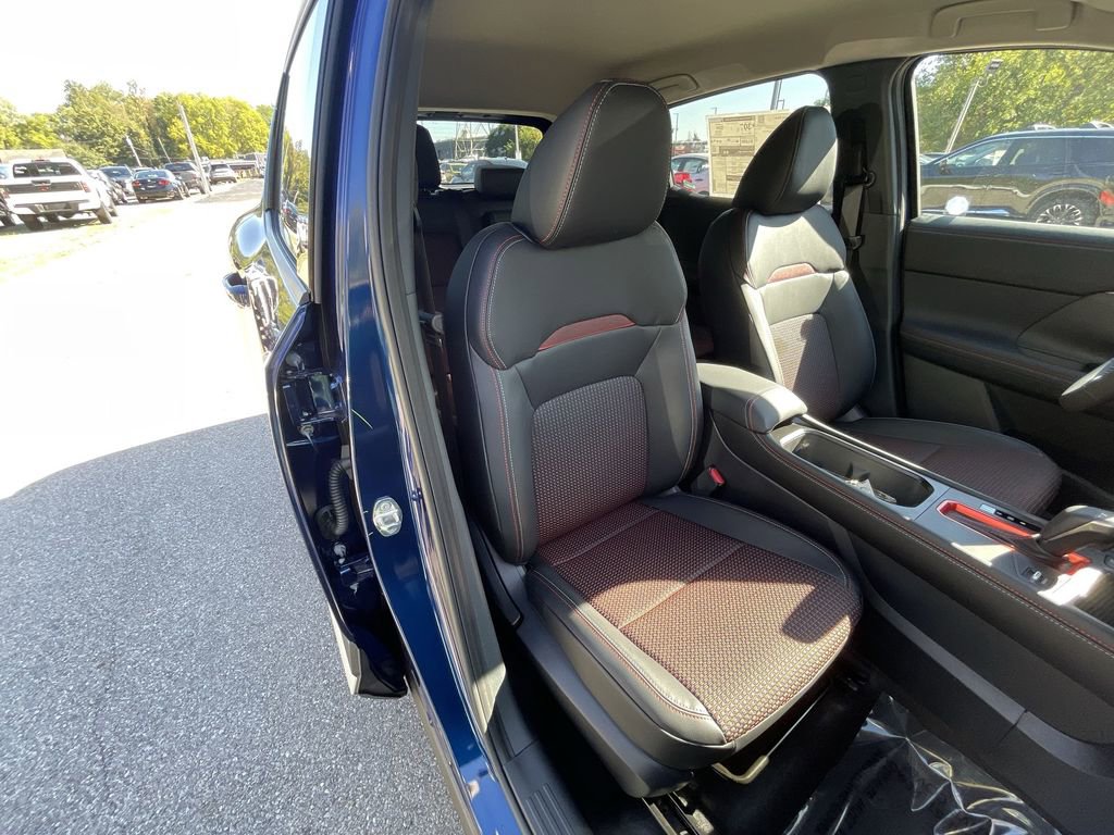 New 2026 Nissan Kicks SR w/ Cold Weather Package AWD/4WD image 19