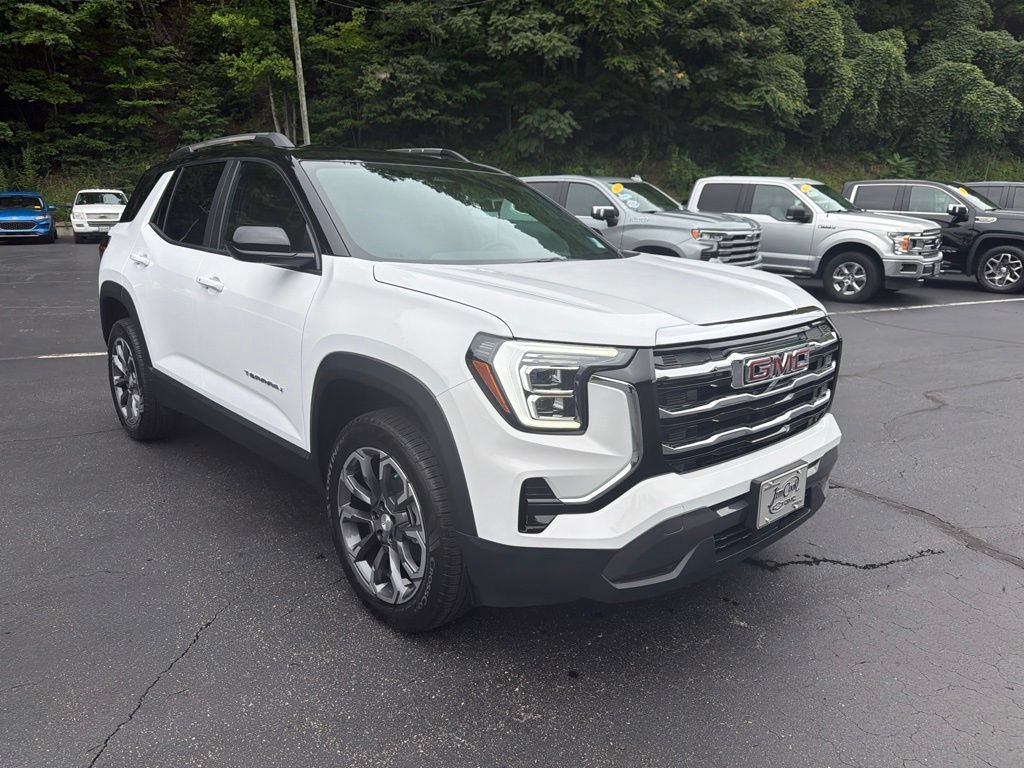 New 2027 GMC Terrain Elevation w/ Elevation Premium Package FWD image 6