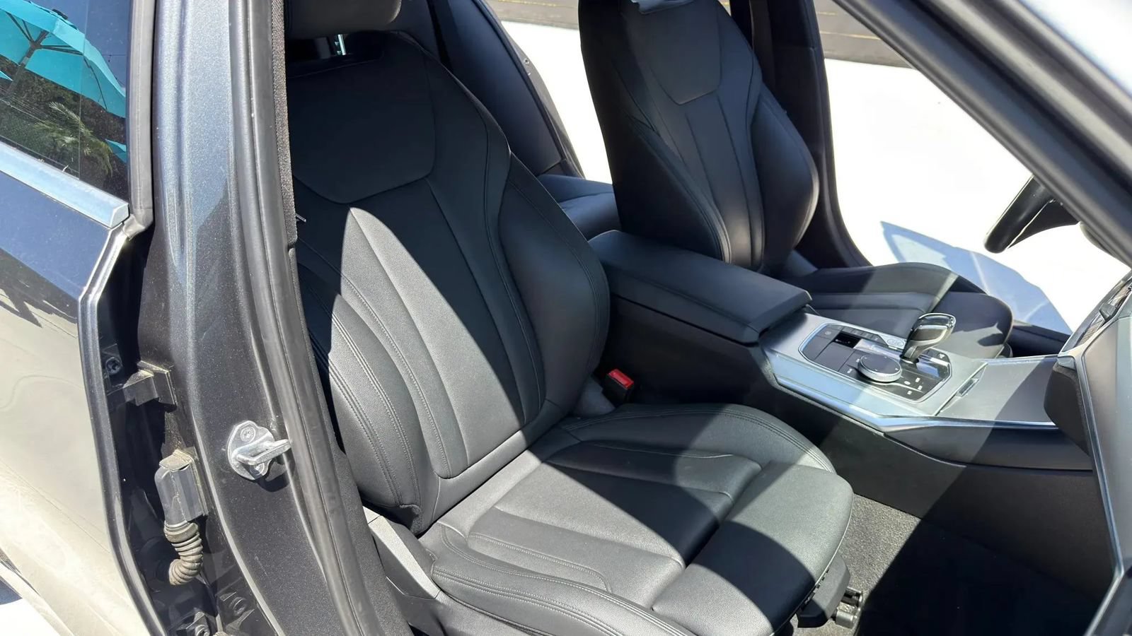 Used 2019 BMW 330i Sedan w/ Convenience Package RWD image 9