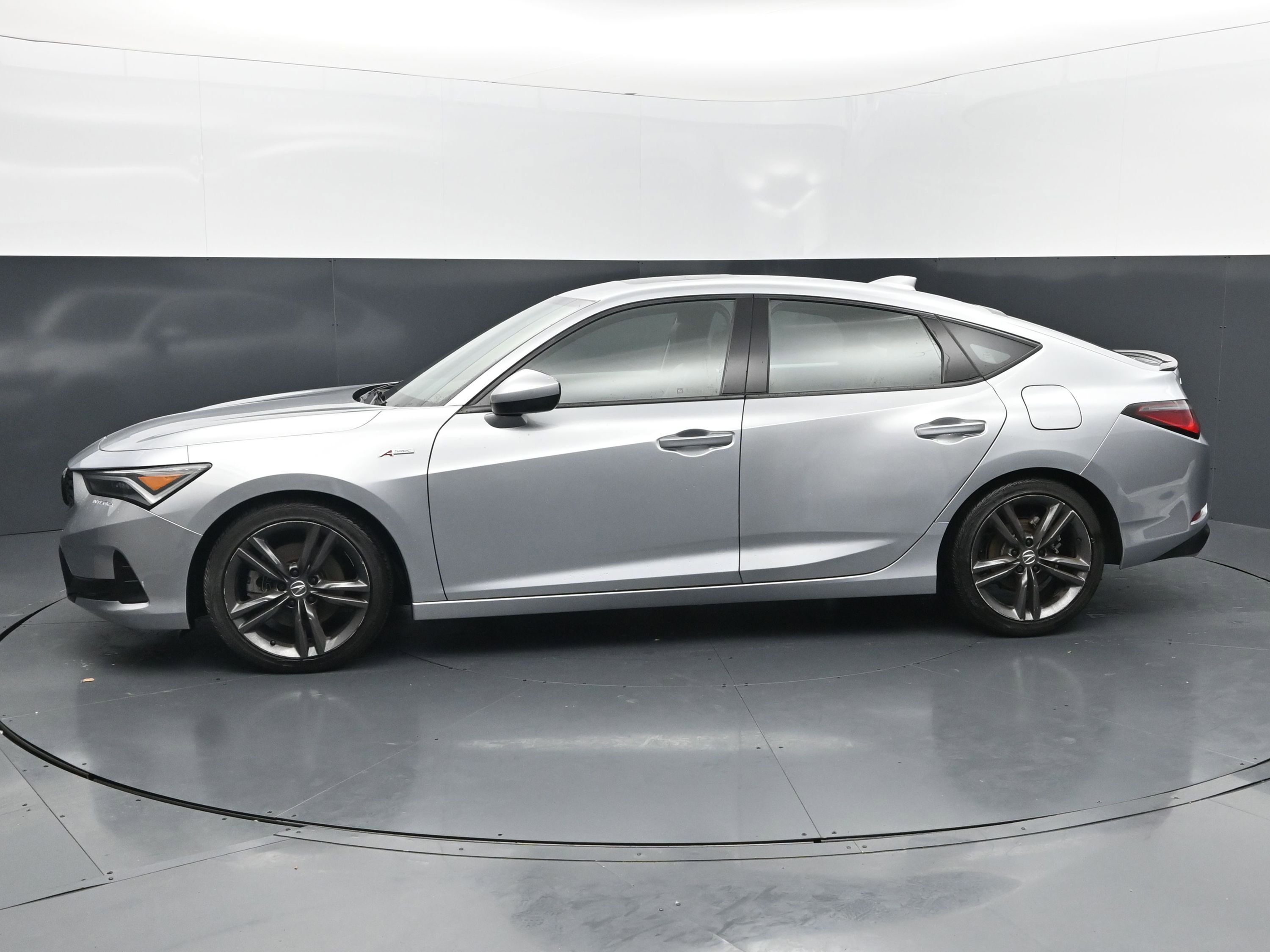 Used 2025 Acura Integra A-Spec FWD image 2