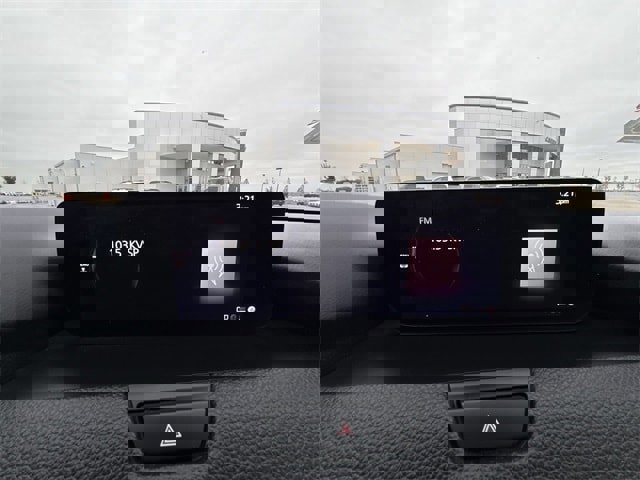 Used 2024 MAZDA CX-90 3.3 Turbo w/ Premium Package image 16