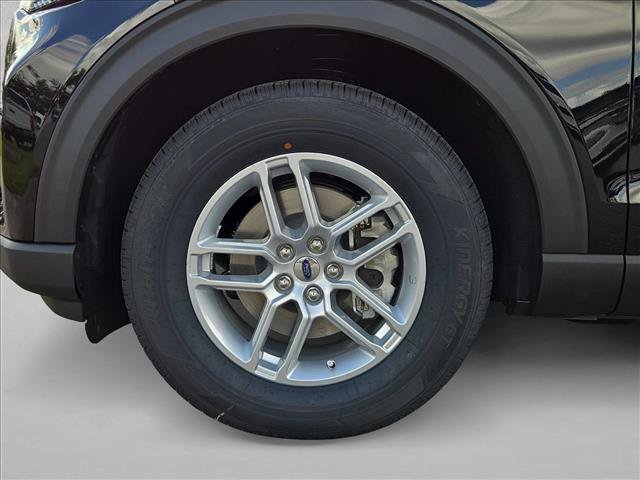New 2026 Ford Explorer Active RWD image 10
