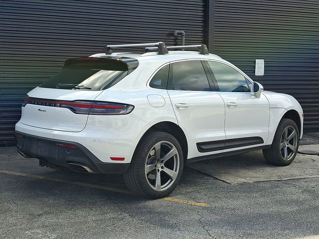 Certified 2023 Porsche Macan Turbo image 7