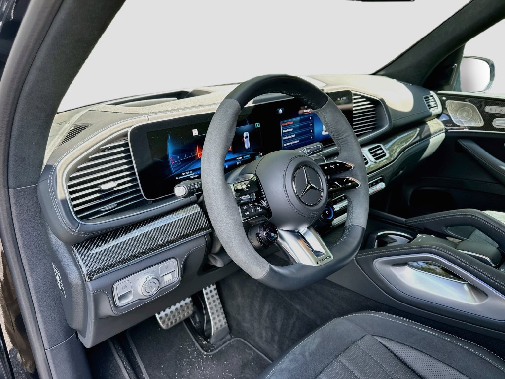 Certified 2025 Mercedes-Benz GLS 63 AMG 4MATIC image 9