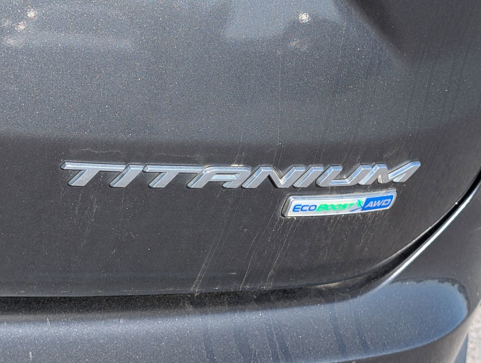 Used 2019 Ford Edge Titanium w/ Cold Weather Package image 6