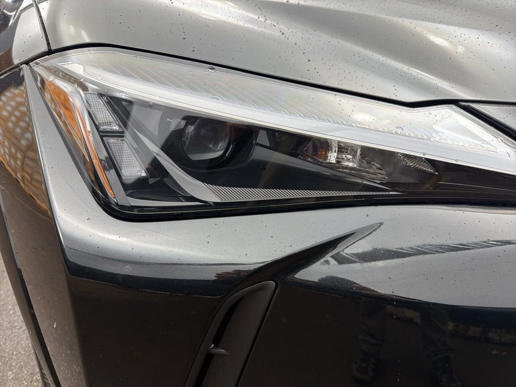 New 2026 Lexus UX 300h AWD image 23