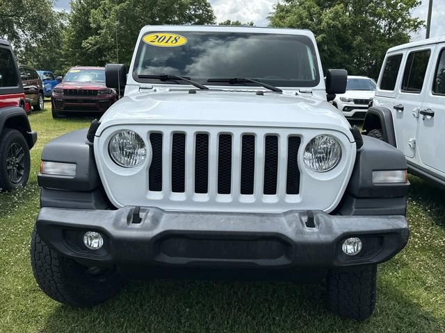 Used 2018 Jeep Wrangler Unlimited Sport AWD/4WD image 3