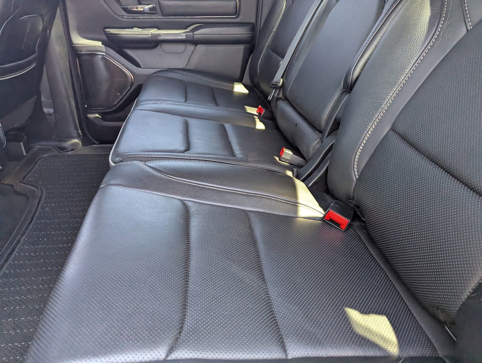 Used 2023 RAM 1500 Limited image 16