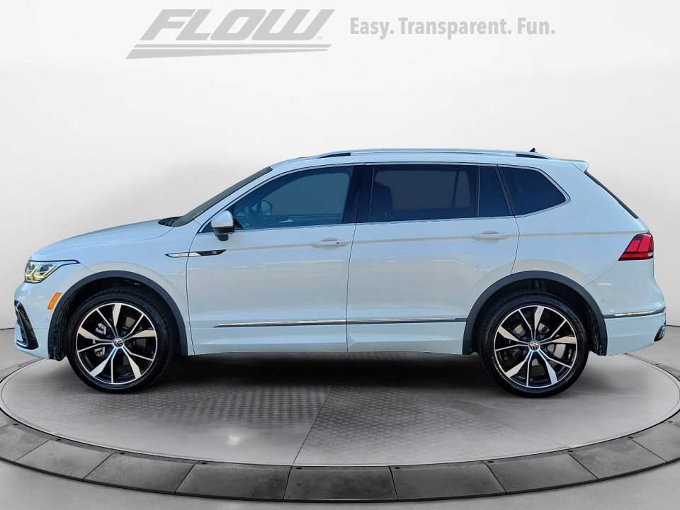 Certified 2022 Volkswagen Tiguan SEL R-Line AWD/4WD image 5