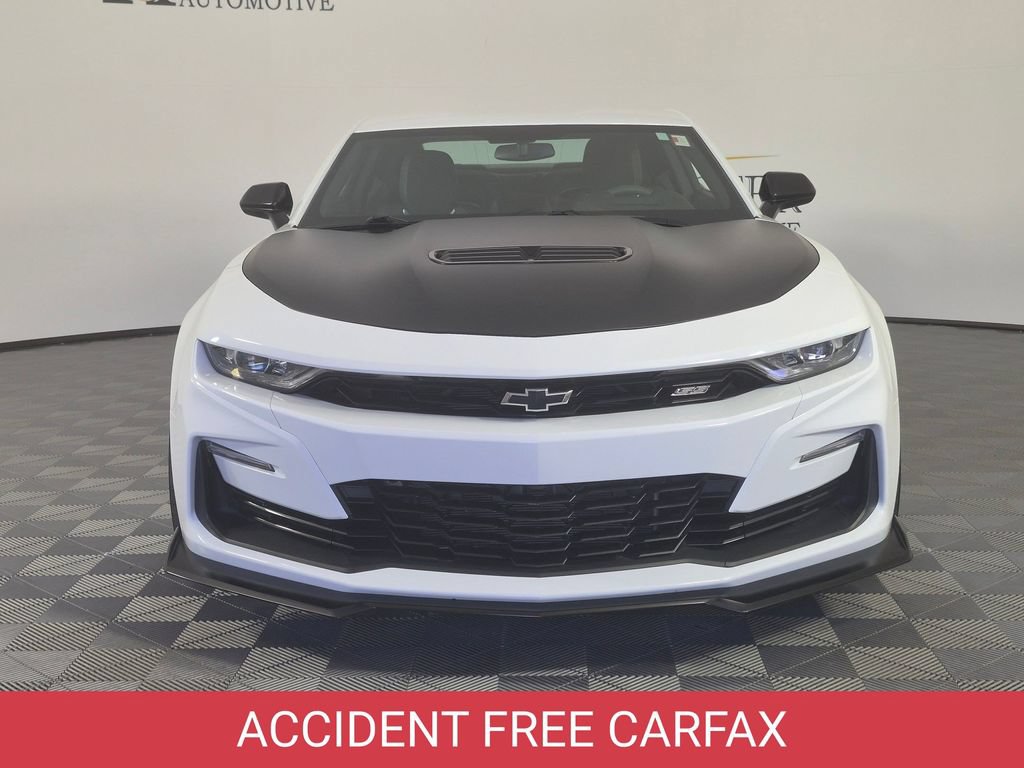 Certified 2021 Chevrolet Camaro SS RWD image 3