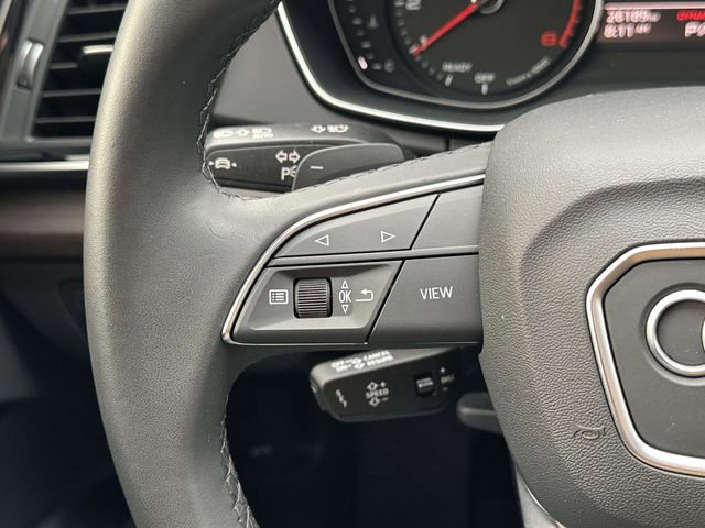 Used 2023 Audi Q5 2.0T Premium w/ Convenience Package image 27