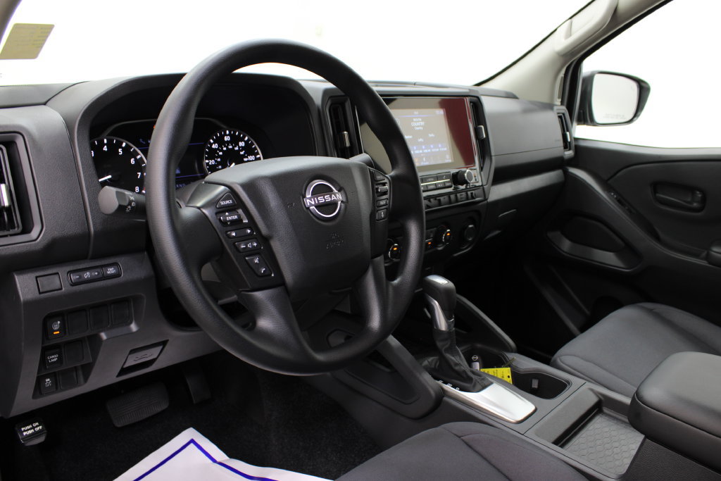 Used 2026 Nissan Frontier S RWD image 15