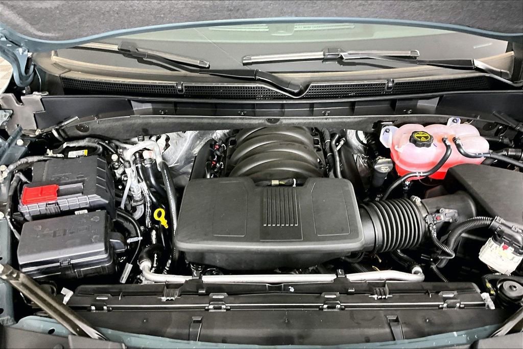 New 2026 GMC Yukon AT4 Ultimate AWD/4WD image 2
