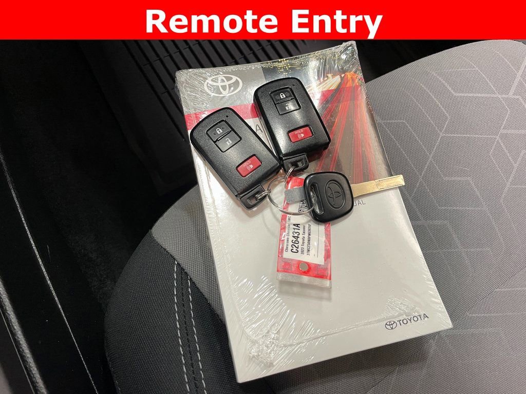 Used 2023 Toyota Tacoma TRD Sport AWD/4WD image 4