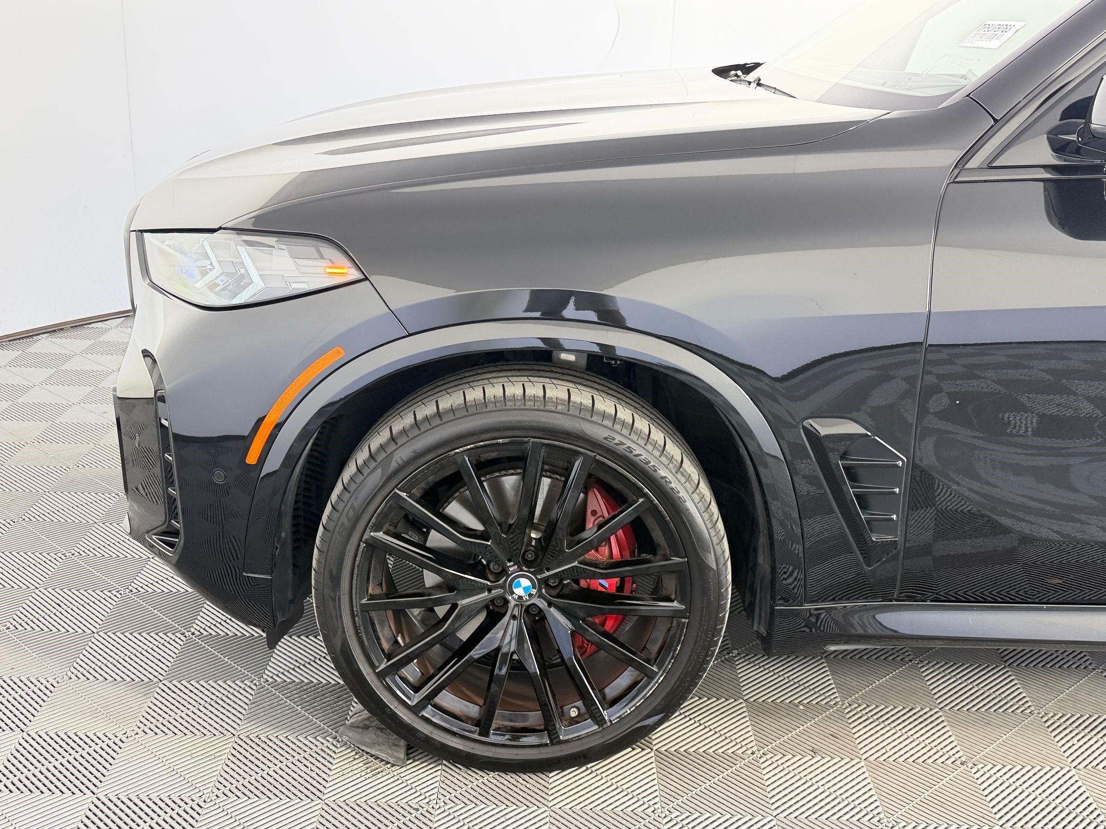 Certified 2024 BMW X5 sDrive40i w/ M Sport Package RWD image 11