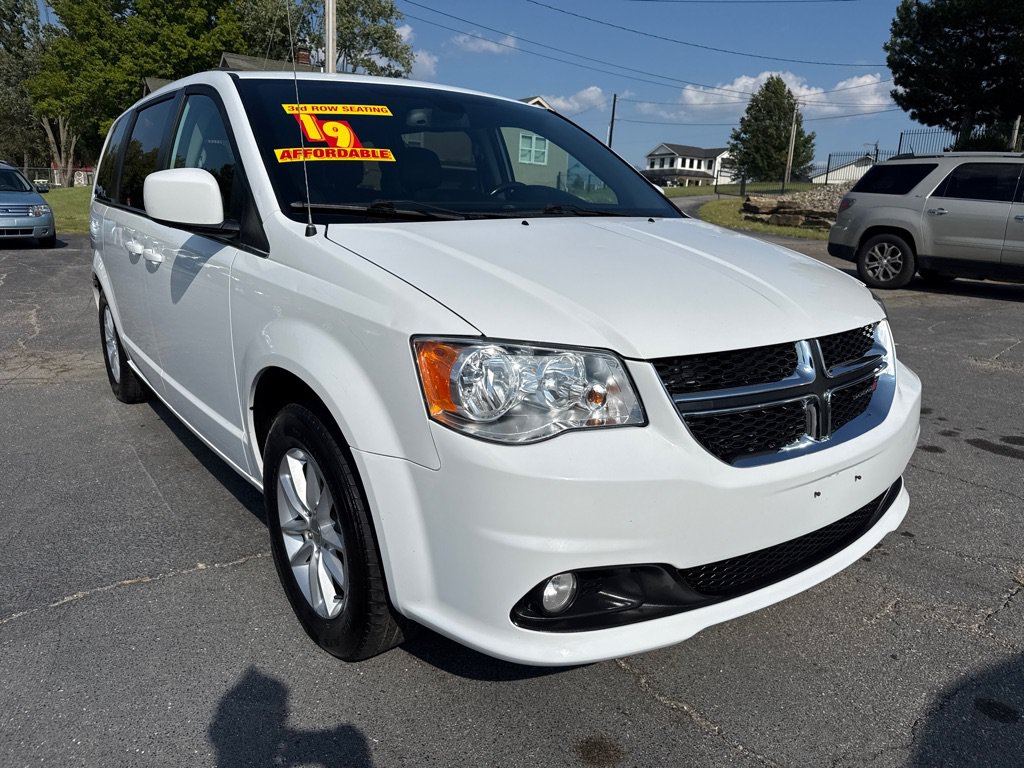 Used 2019 Dodge Grand Caravan SXT FWD image 4