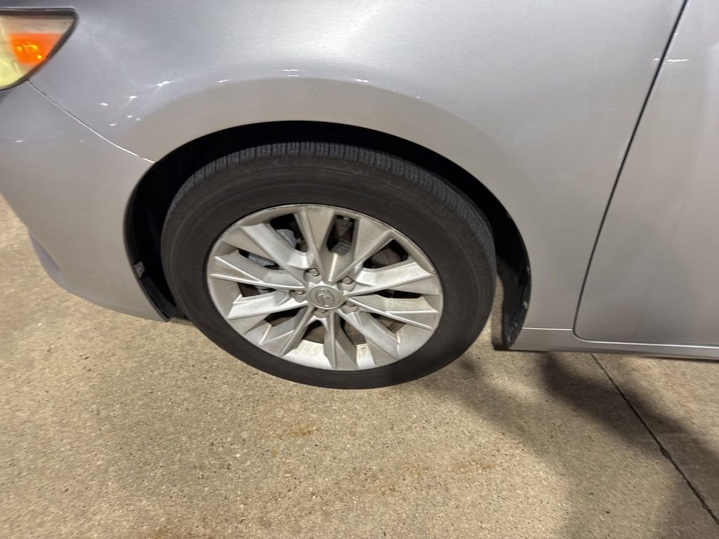 Used 2013 Lexus ES 300h w/ Luxury Pkg FWD image 12