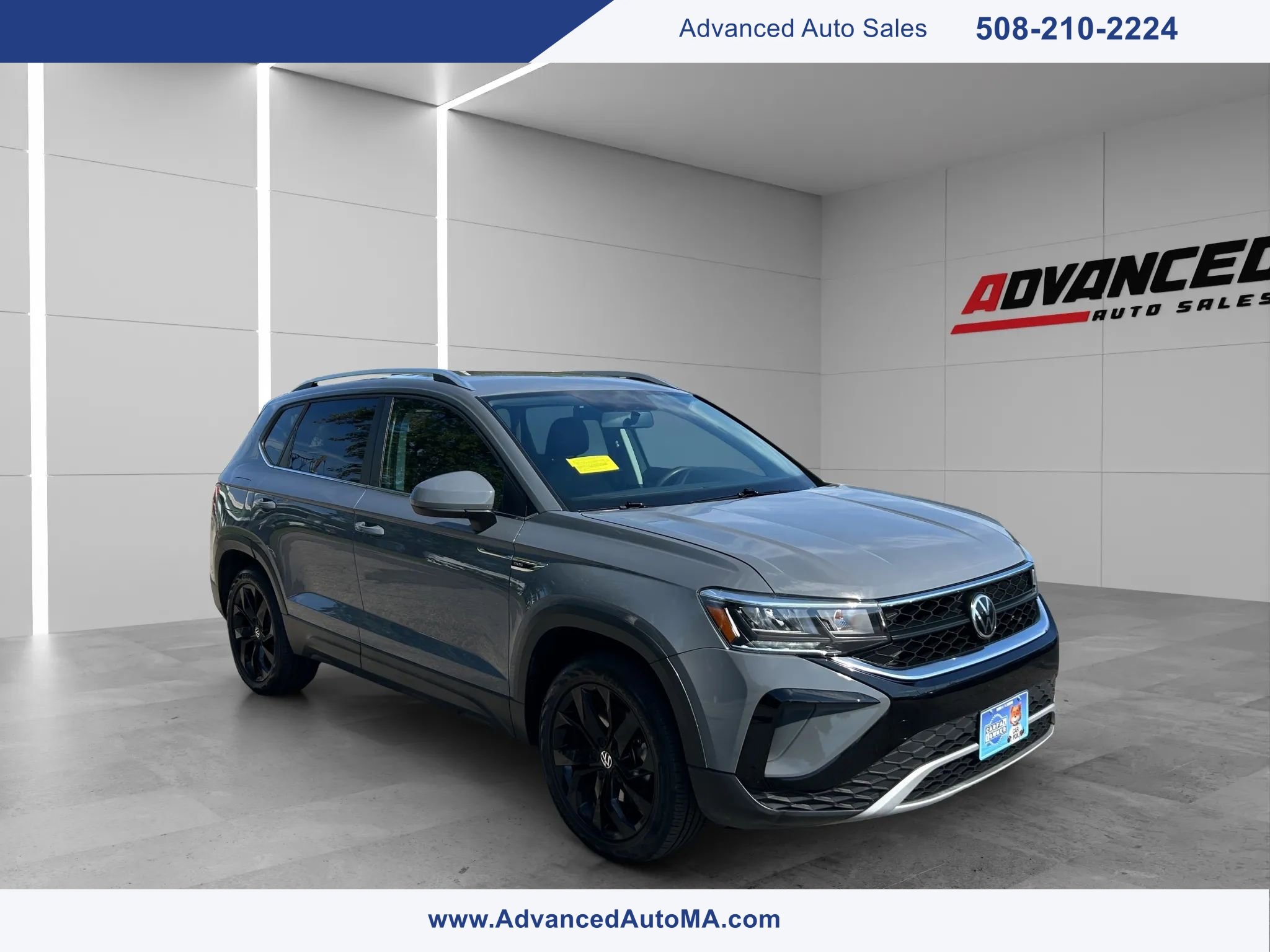 Used 2022 Volkswagen Taos SE AWD/4WD image 1