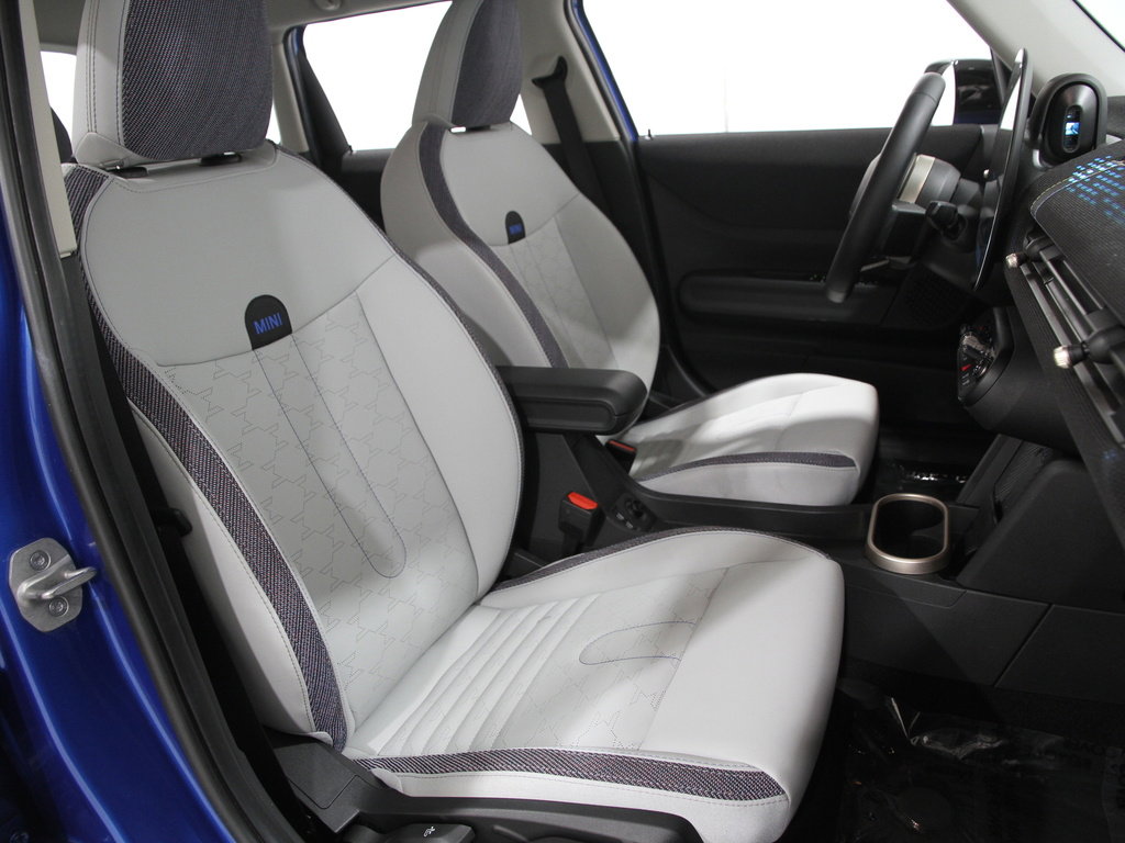 Certified 2025 MINI Cooper S image 16