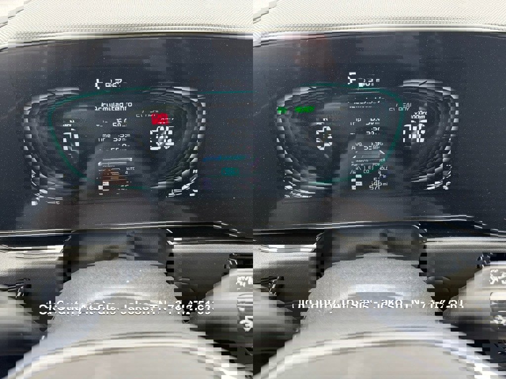 Used 2023 Kia Niro EX Touring image 56