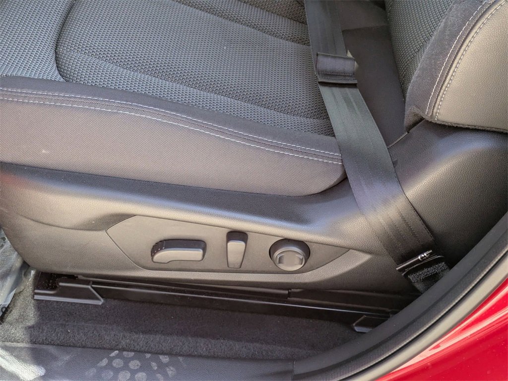 Used 2024 Subaru Crosstrek 2.0i Premium image 6