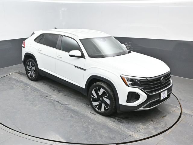 Used 2025 Volkswagen Atlas Cross Sport SE image 16
