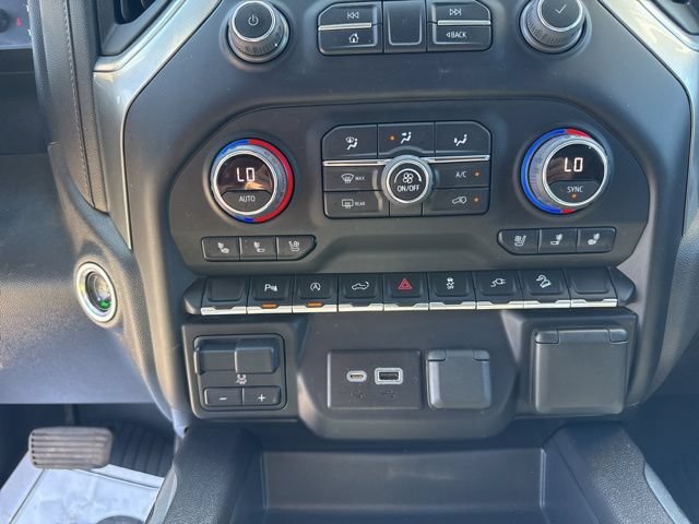 Used 2021 Chevrolet Silverado 1500 LTZ AWD/4WD image 29