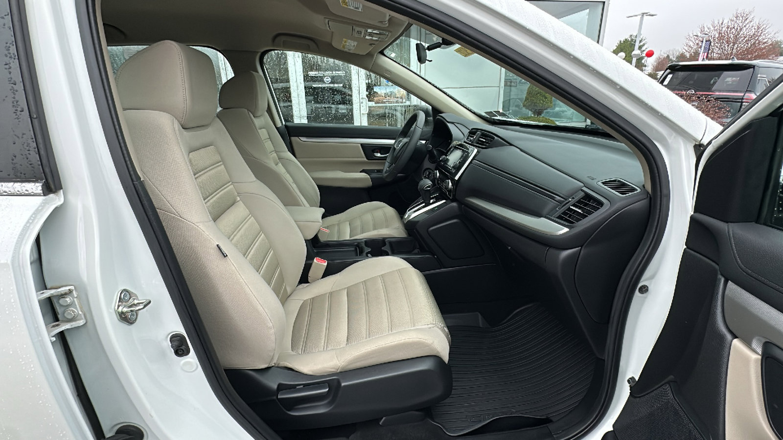 Used 2017 Honda CR-V LX image 24