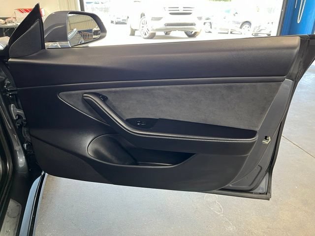 Used 2020 Tesla Model 3 Performance AWD/4WD image 12