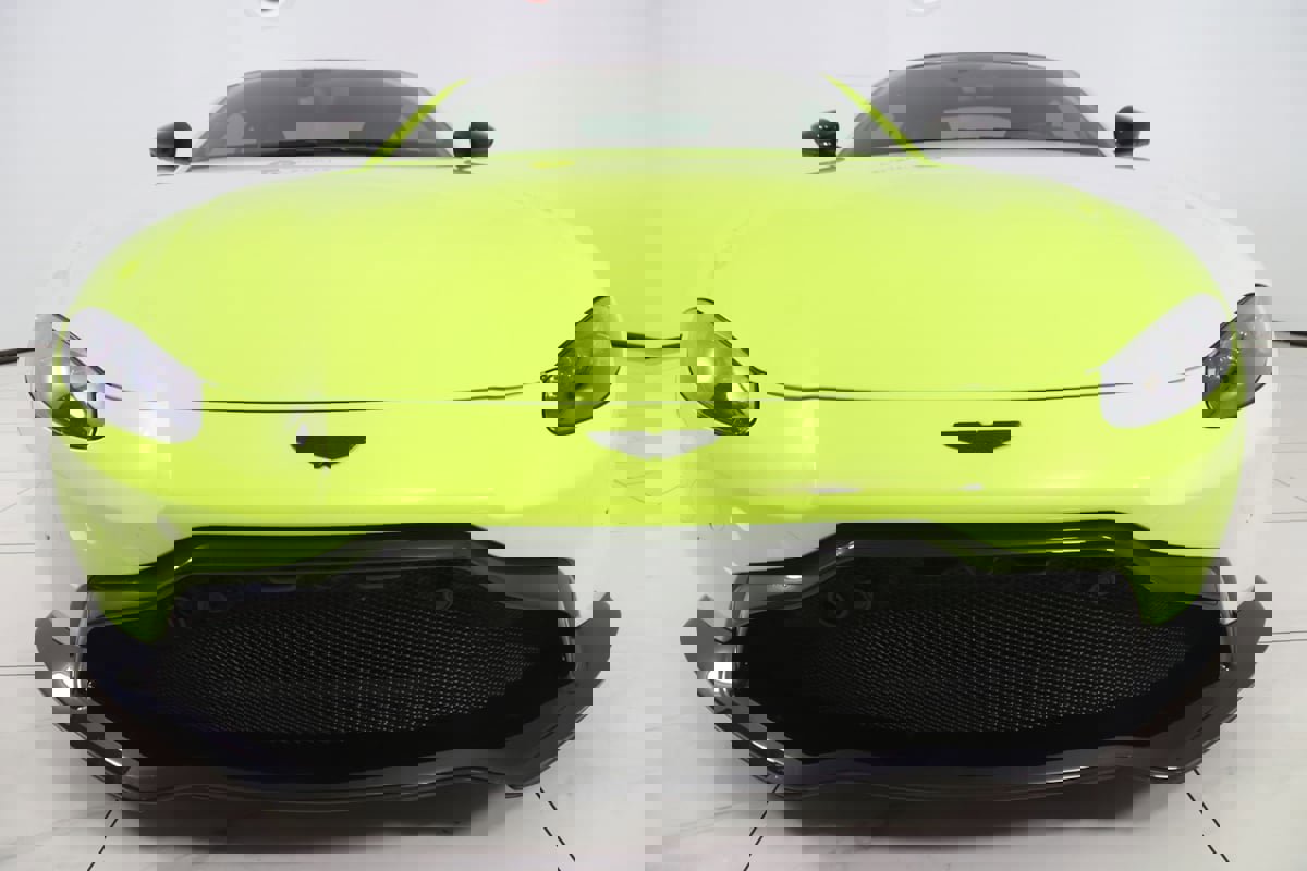 Used 2019 Aston Martin V8 Vantage Coupe RWD image 62