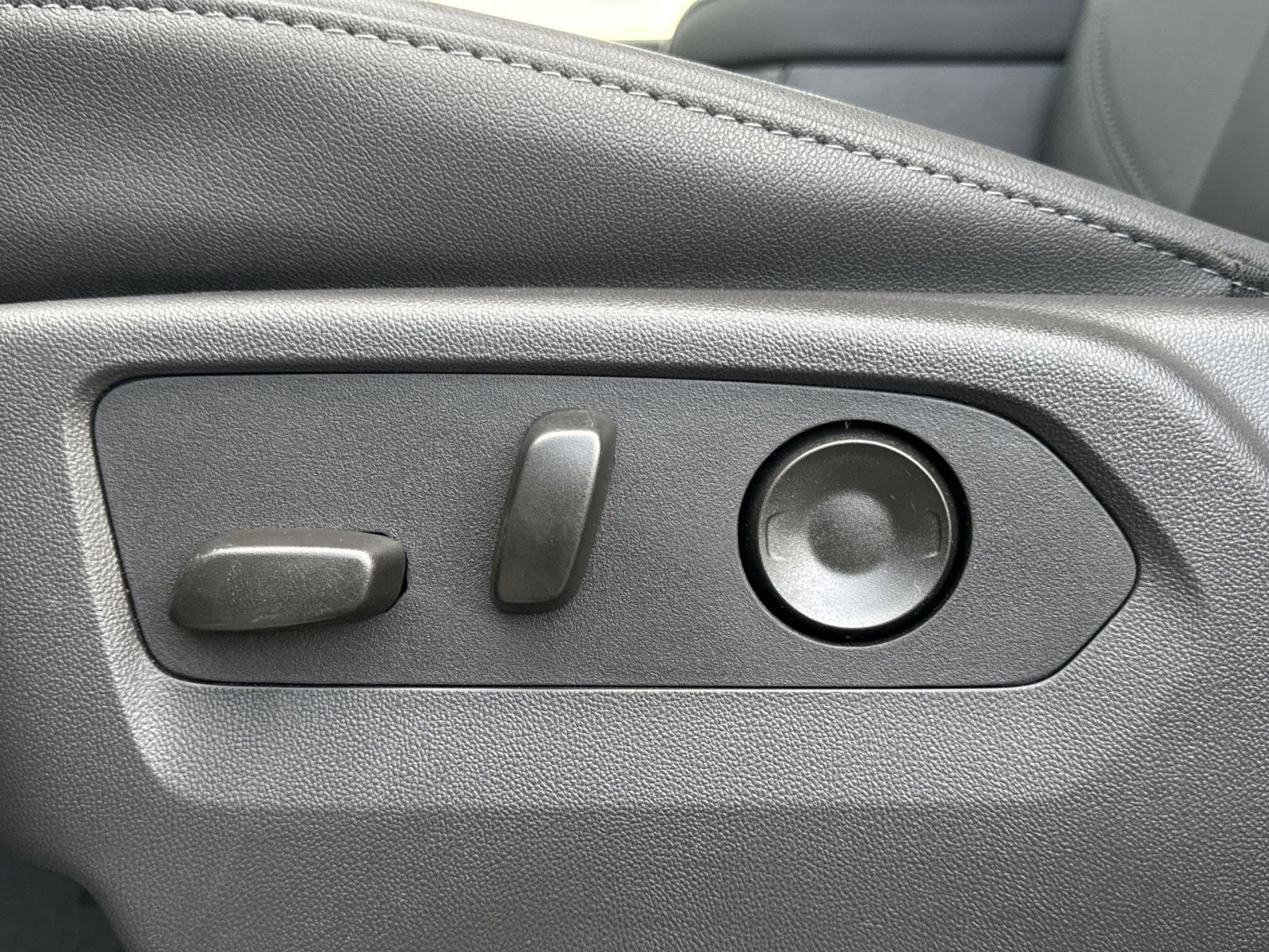 New 2026 Chevrolet Tahoe LT w/ Comfort Package image 14