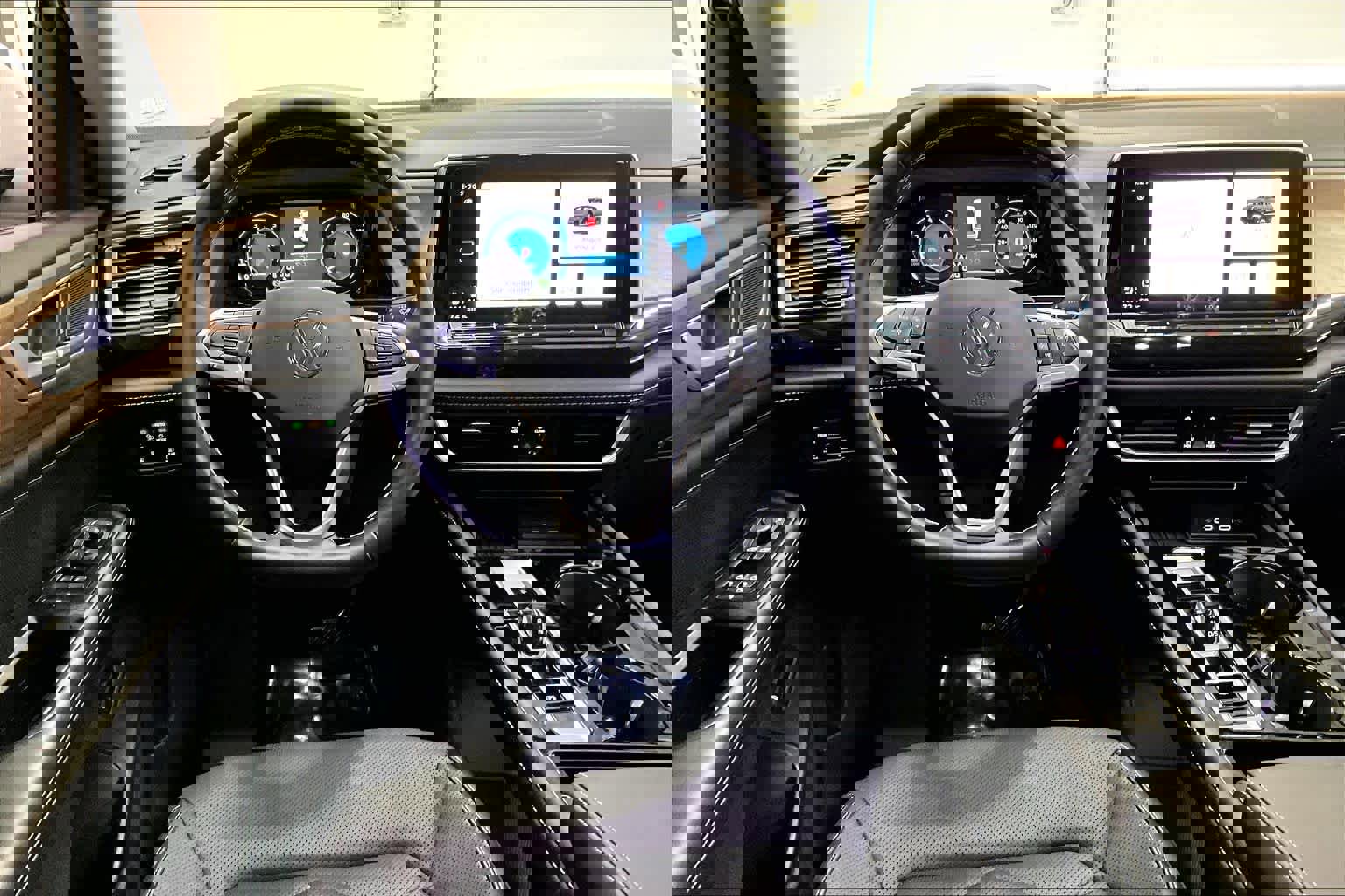 Used 2025 Volkswagen Atlas SE w/ Panoramic Sunroof Package image 8