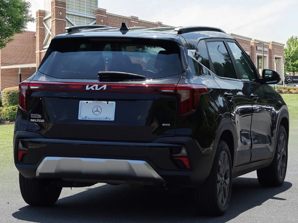 Used 2024 Kia Seltos S AWD/4WD image 6