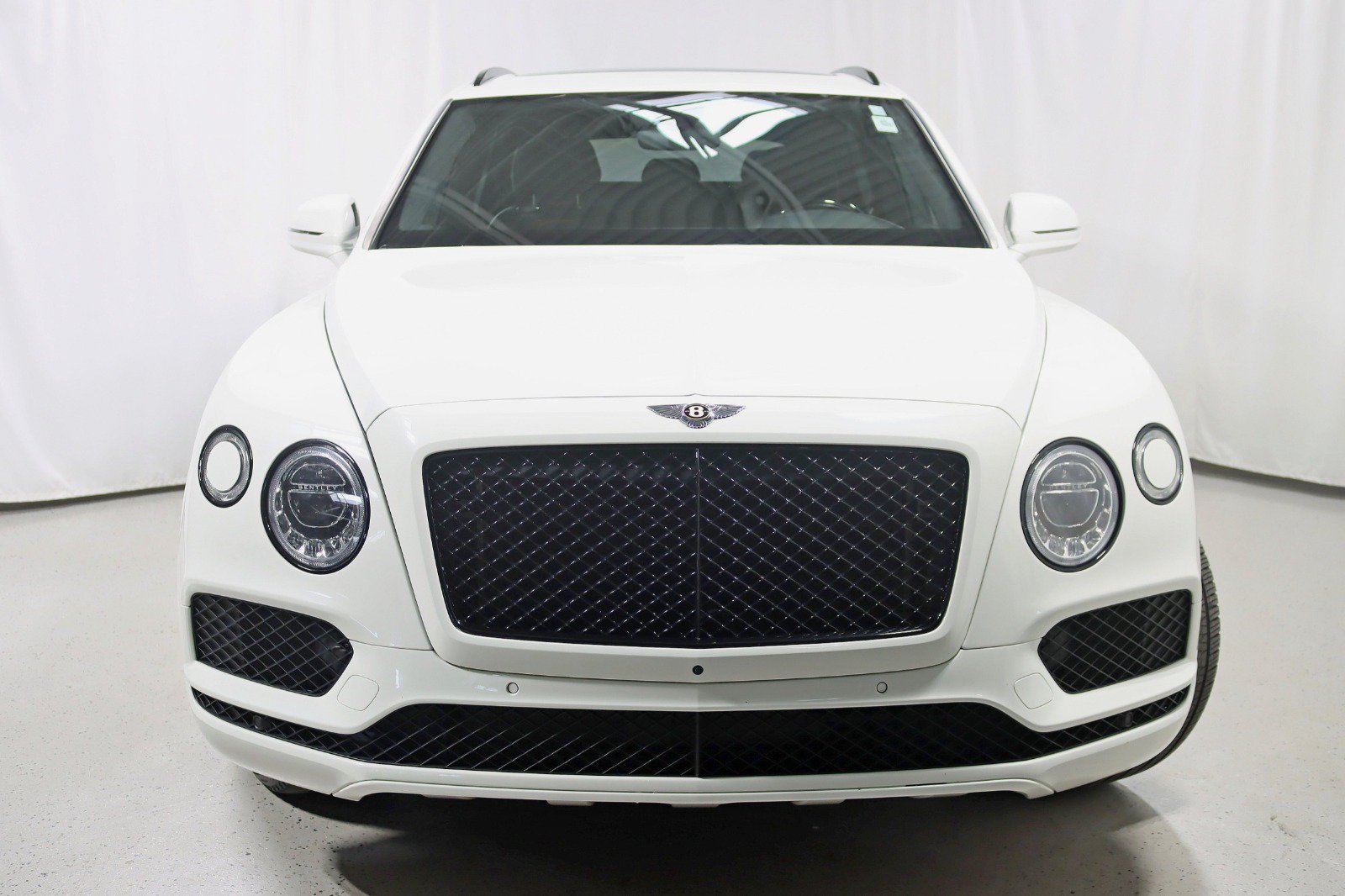 Used 2020 Bentley Bentayga Design Series AWD/4WD image 6
