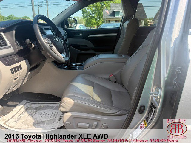 Used 2016 Toyota Highlander XLE w/ Protection Package #3 AWD/4WD image 10