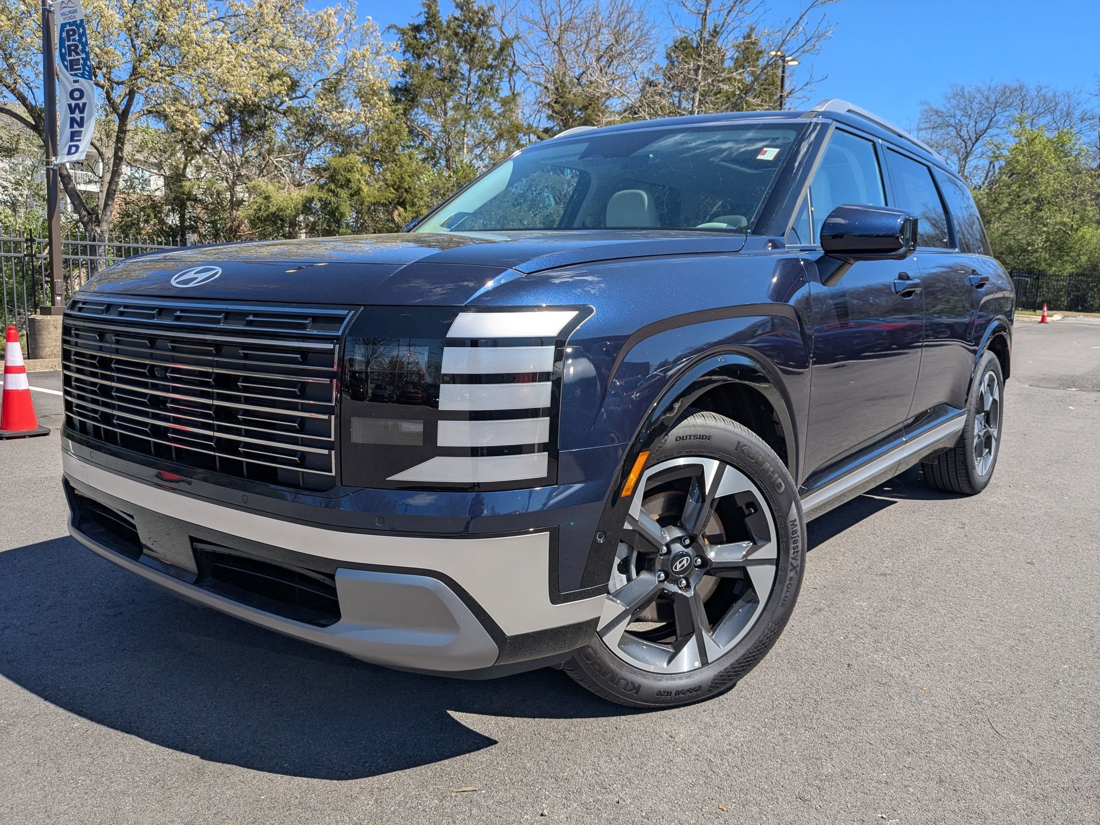 Certified 2026 Hyundai Palisade Limited image 1